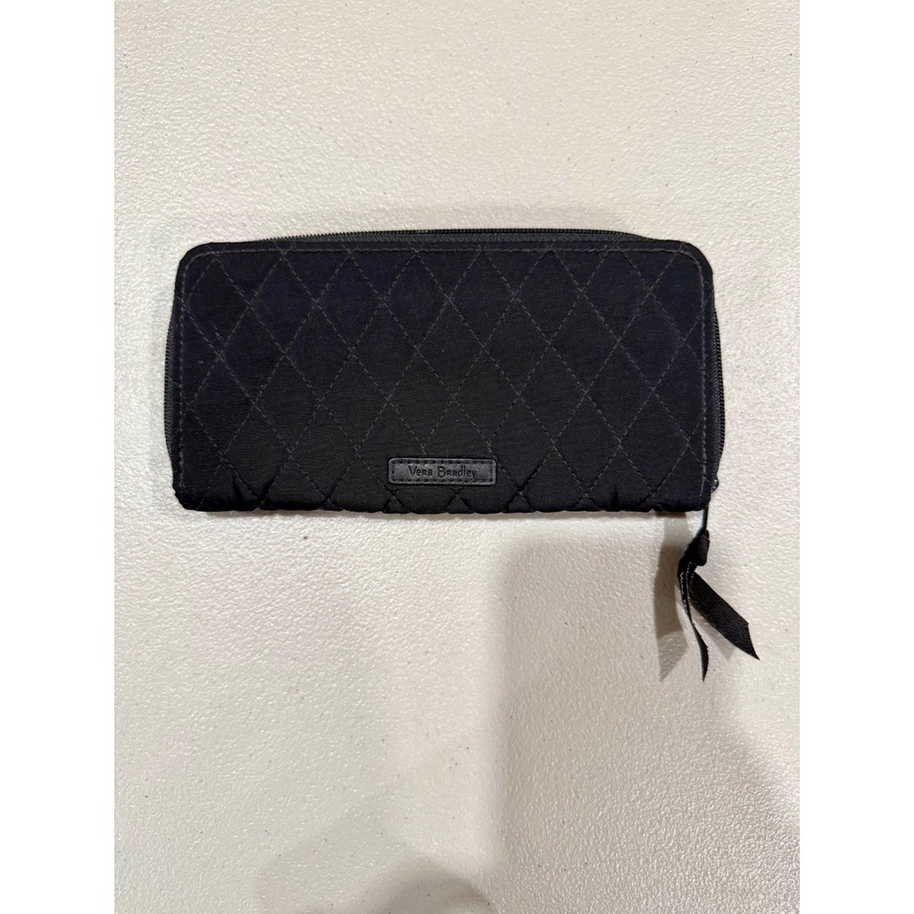Vera Bradley Black Quilted Cotton Zip Around Wallet Floral Rose Interior #boho